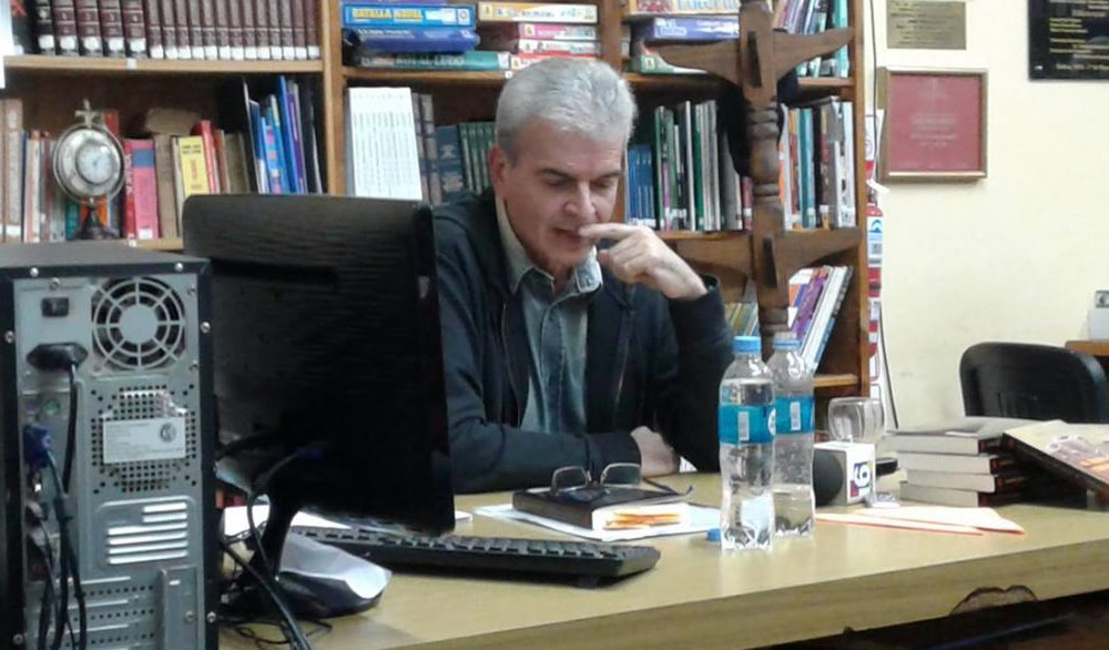 El Profesor Alberto Giordano presentó su libro