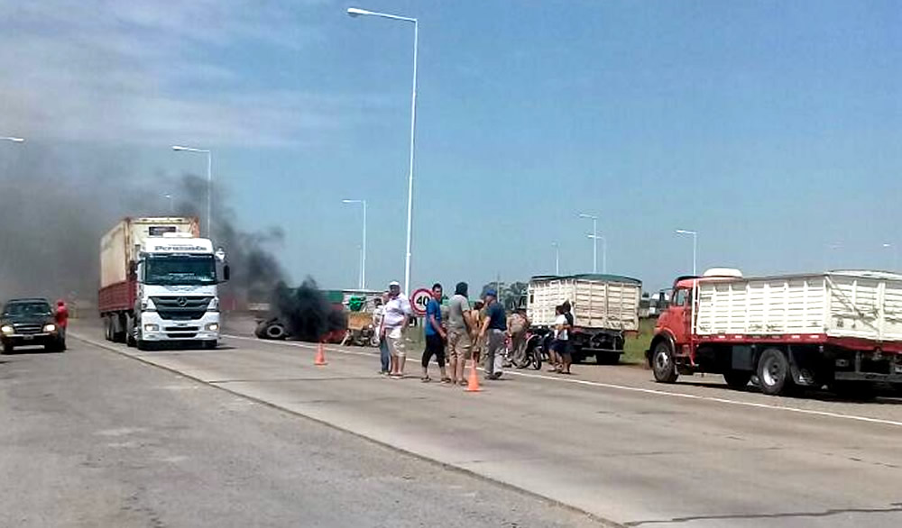 Camioneros cerealeros reclaman mejoras en las tarifas de transporte