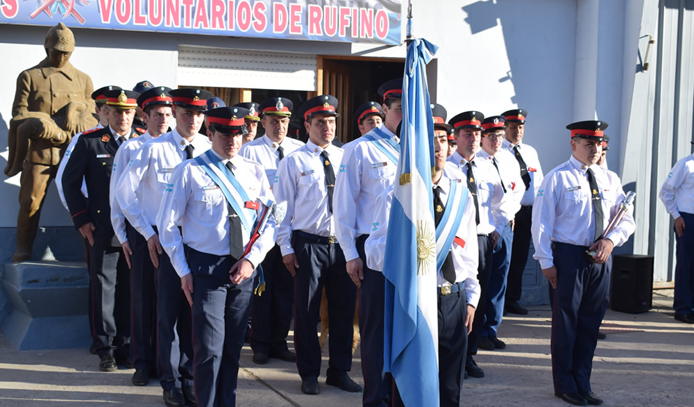 Bomberos festejó su día