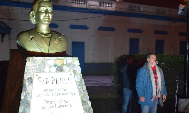 Recordaron a Evita en la plazoleta de La Lealtad en Rufino
