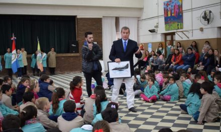 La Escuela N° 6031 de Rufino homenajeó a ex alumnos Veteranos de Malvinas