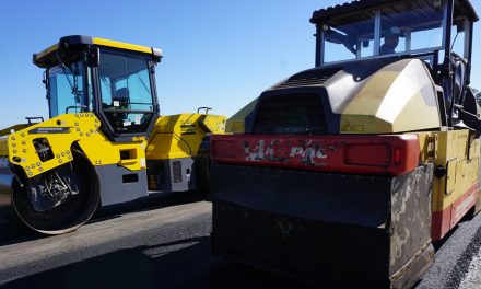 Avanza la pavimentación del acceso a Lazzarino