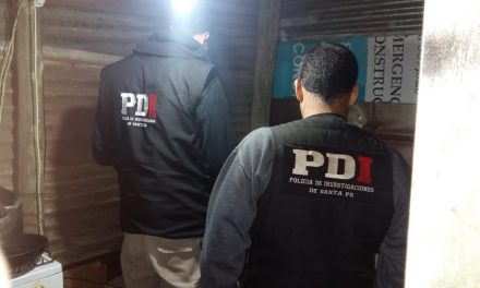 Robo a mano armada y detenidos