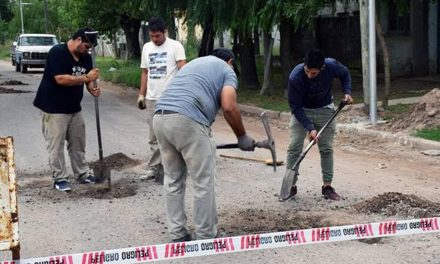 Bacheo en calle Remedios de Escalada