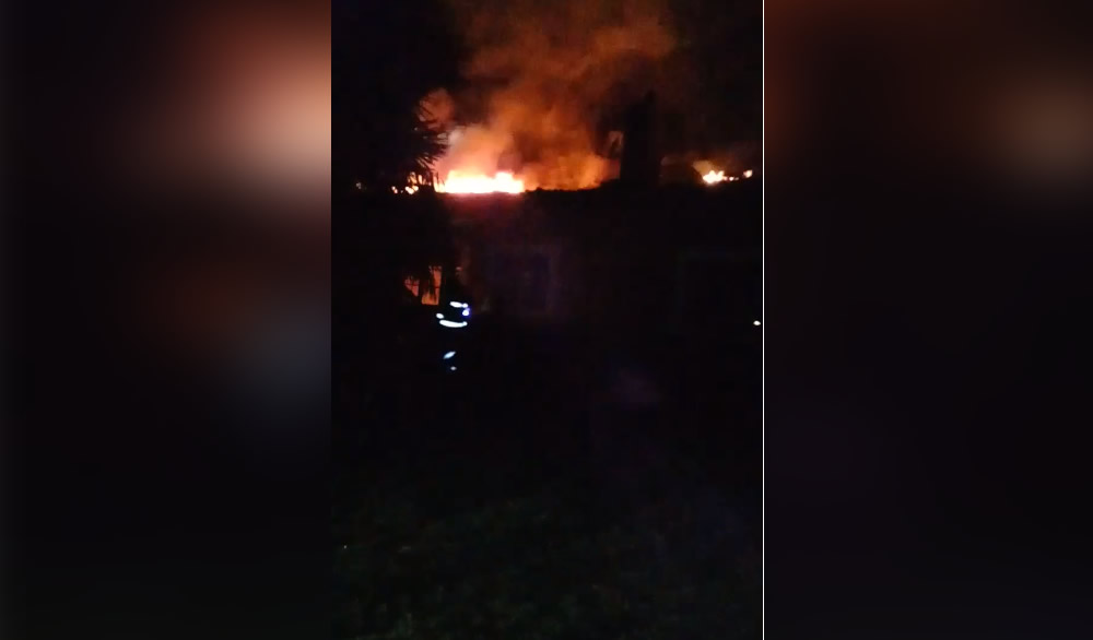 Bomberos prestó ayuda en incendio en la zona de San Gregorio