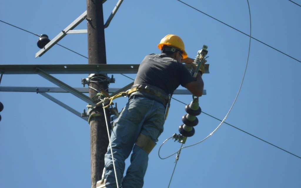 Corte de luz en dos zonas rurales este domingo