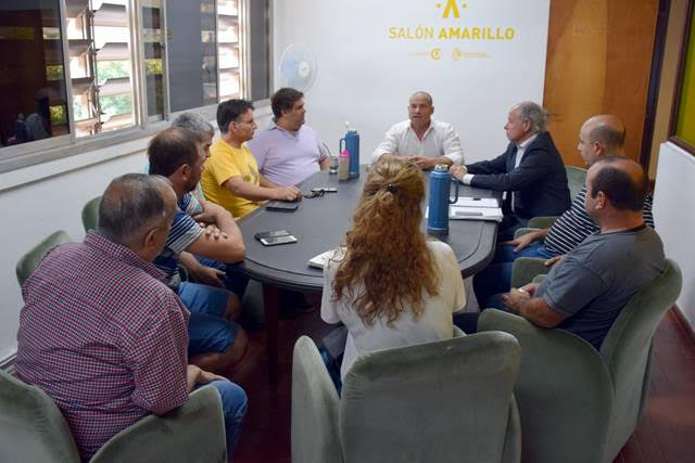 Reunión de transportistas con el intendente y concejales