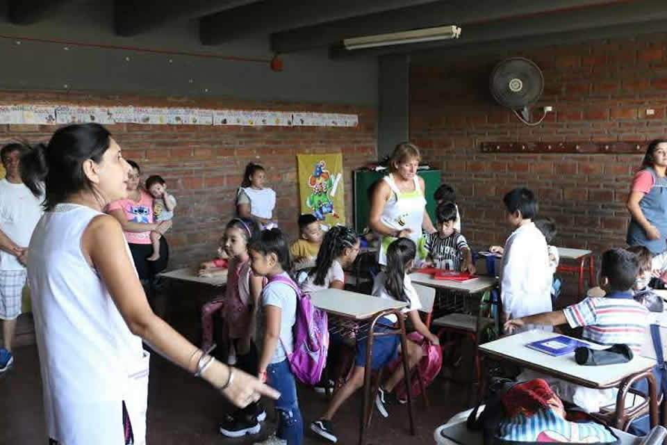 Trotta adelantó que “en agosto un 85% del país” volvería a la escuela