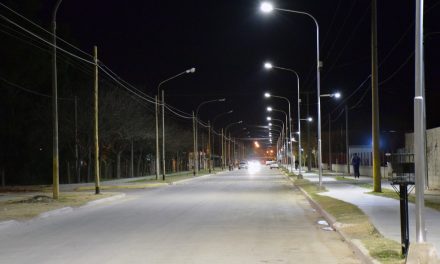 Más luces en calle Lorenzetti