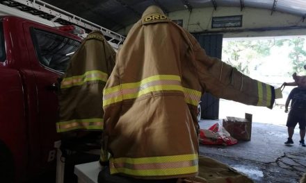 Bomberos de Rufino adquirió trajes estructurales