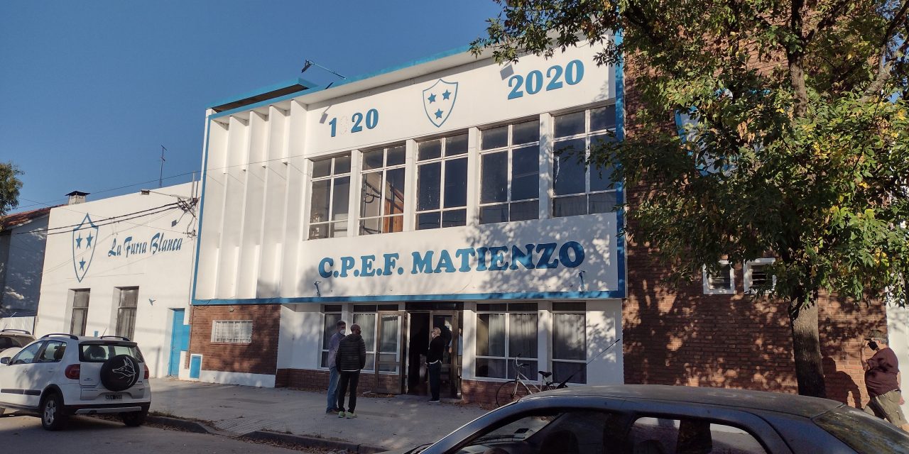 Continúa la vacunación contra el Covid-19 en club Matienzo