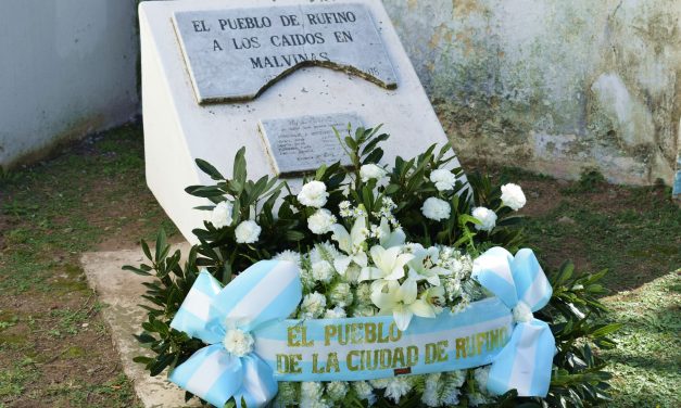 Acto del Día del Veterano y de los Caídos en la guerra de Malvinas