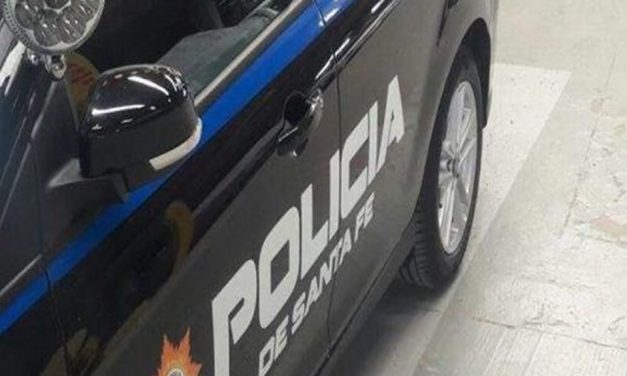Detención de un hombre por resistencia a la autoridad
