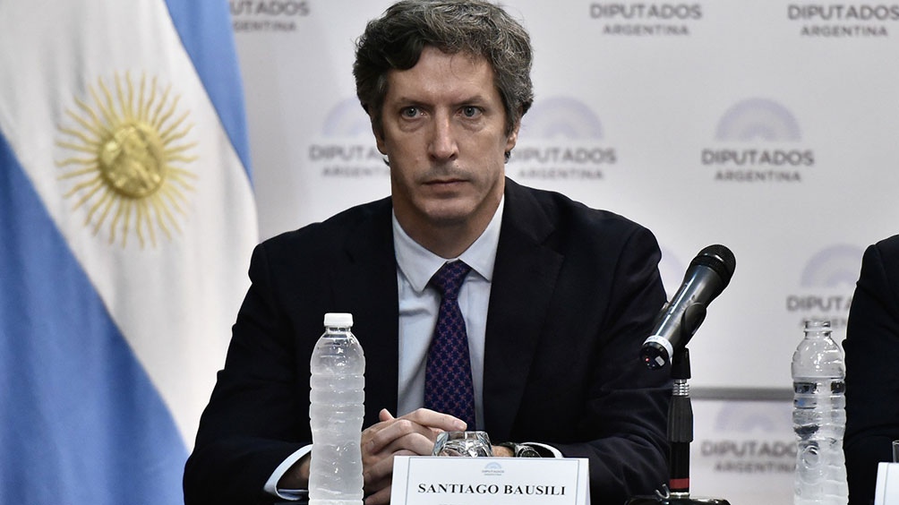 Procesaron al exsecretario de Finanzas de Macri por irregularidades en colocación de deuda pública