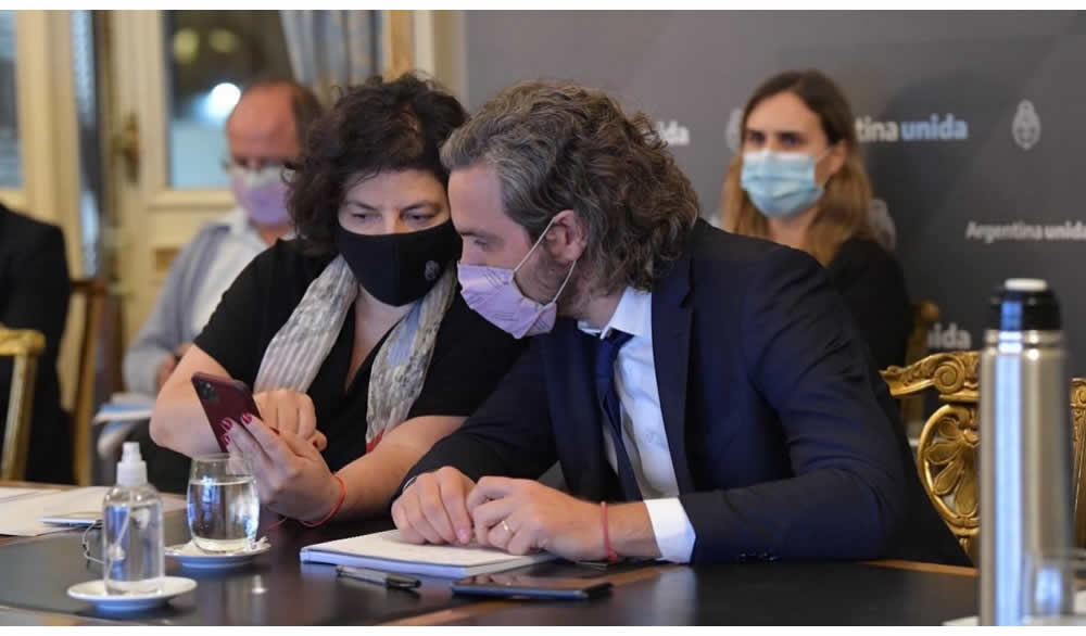 Avanzan las reuniones para probar y fabricar la vacuna israelí contra el coronavirus en Argentina