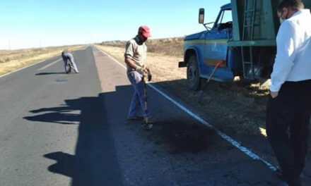 Bacheo en Ruta 33 entre Rufino y Cañada Seca