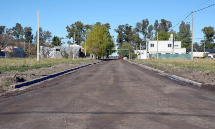 Avanza la construcción de cordón cuneta en el sector oeste de la ciudad