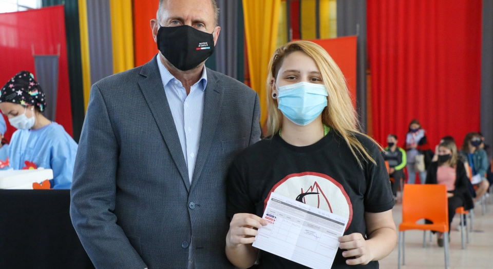 Perotti y Martorano supervisaron el inicio de la vacunación con Pfizer a menores de 17 años sin comorbilidades