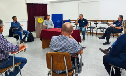 El Senador Enrico continúa junto a los Bomberos Voluntarios del Sur Provincial