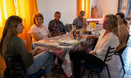 Talleres socioproductivos en el Hogar de Día