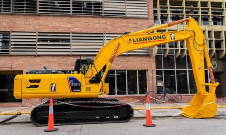 El municipio con nueva retroexcavadora