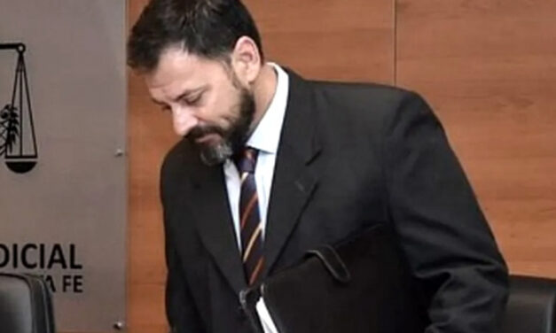 El Tribunal de Enjuiciamiento destituyó al juez santafesino Rodolfo Mingarini, quien consideró dejar libre a un violador, entre otros casos similares