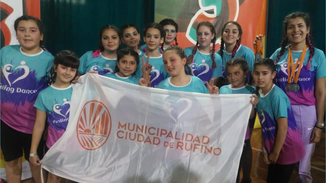 Gran participación de la Escuela Municipal de Danza de Rufino