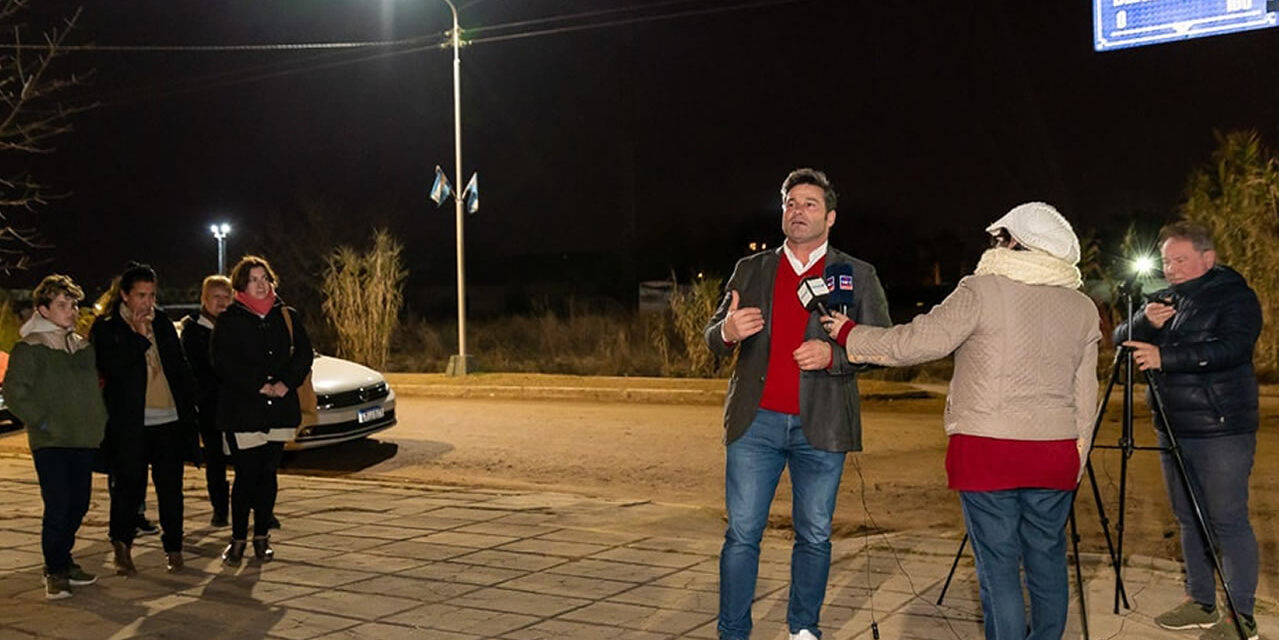 Se concretó el encendido de más de 100 luminarias Led