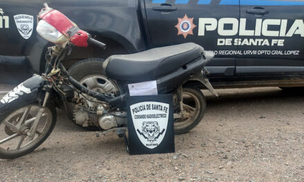 Detuvieron a conductor de moto que circulaba con los números de chasis y motor adulterados