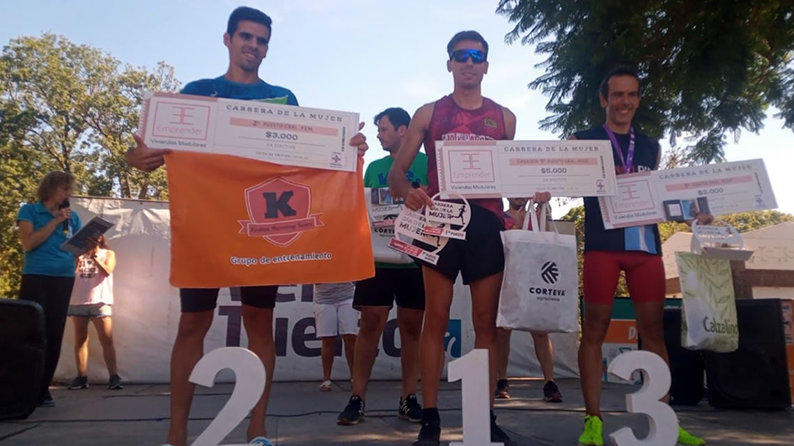 Atletas rufinenses en maratón del Día de la Mujer en Venado Tuerto