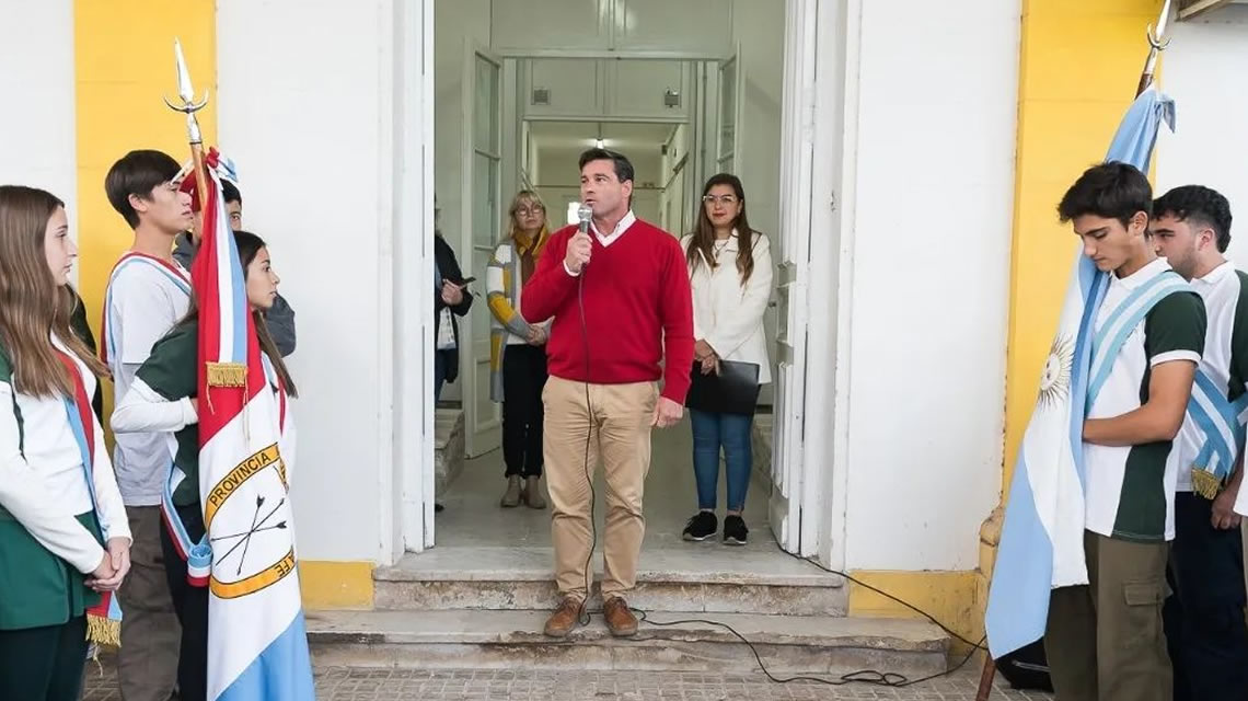 Vuelta a clases en el edificio renovado de la Escuela Agrotécnica N° 335