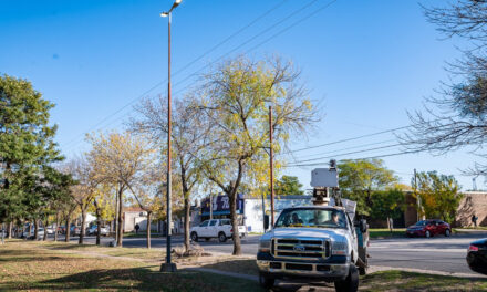 Rufino avanza en la iluminación LED de sus barrios