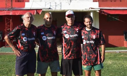 Mauro Marcos es el entrenador de la Primera División de Sportivo Ben Hur