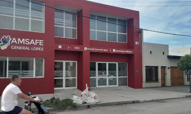 Docentes definieron un paro por 48 horas los días 26 y 27