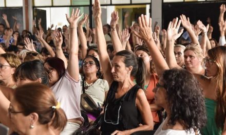 Todos los votos docentes van por no iniciar las clases