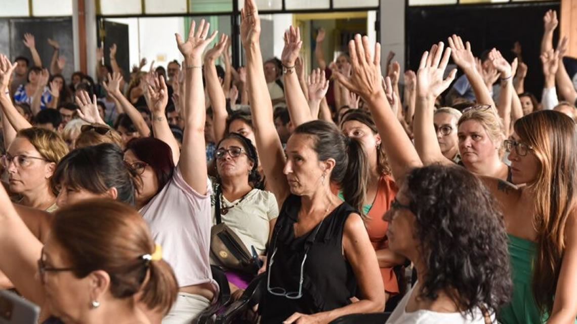 Todos los votos docentes van por no iniciar las clases