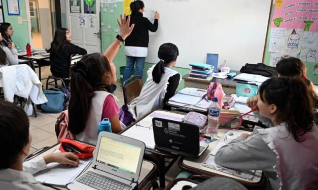 Denuncian que Educación “infla los datos de ausentismo docente”