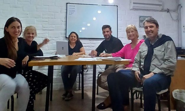 Programa BECAS FDR: Impulsando el futuro de nuestra comunidad