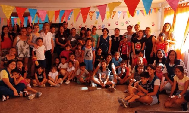 Festejo familiar en la guardería del CAF