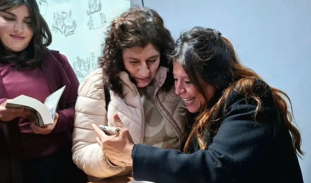Viviana Rivero presentó «Los soles de Santiago» en Rufino