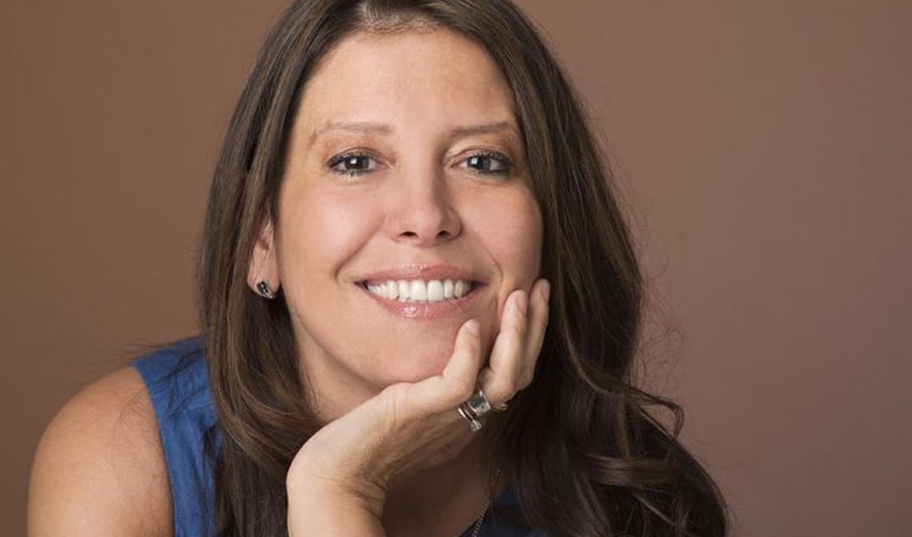 Viviana Rivero llega a Rufino con sus historias que hacen soñar
