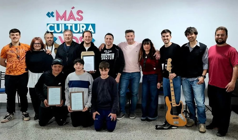 Reconocimientos a músicos de la Banda Municipal Miguel Ángel «Coco» Vera de la ciudad de Rufino