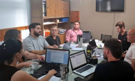 El Intendente y el Secretario de Hacienda se acercaron al recinto legislativo para presentar y dialogar sobre las pautas económicas del próximo año