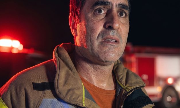 Vuelco de un camión cargado con maíz interrumpe totalmente el tránsito en Ruta 33