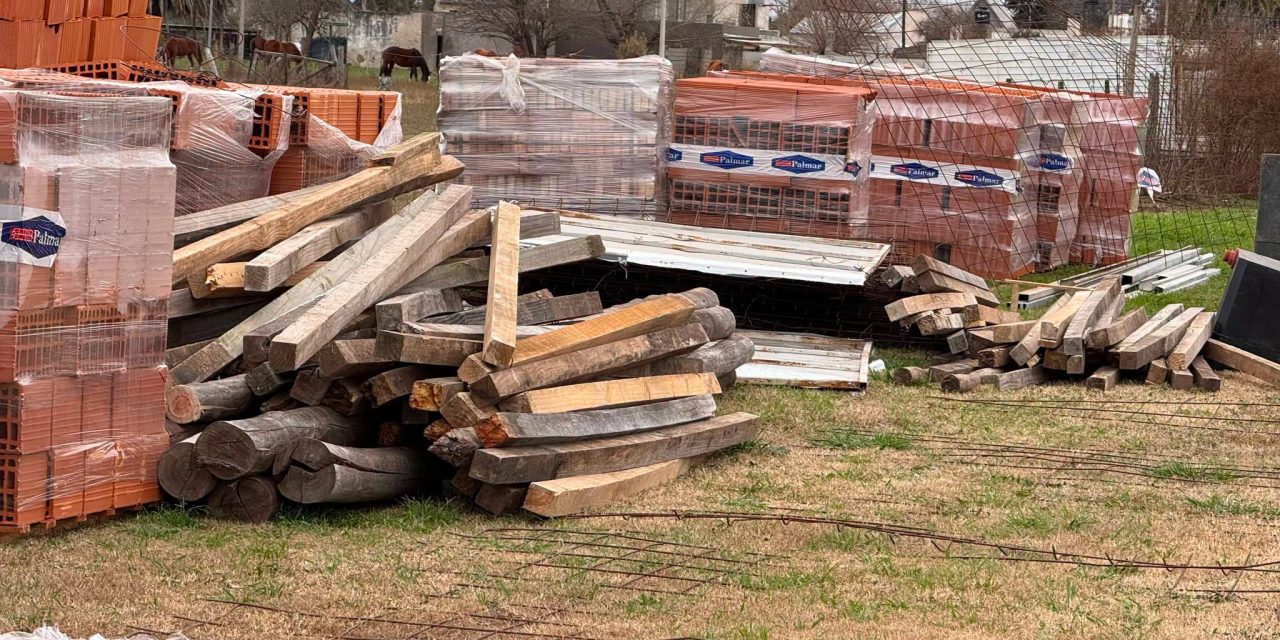 Comenzó la construcción de 25 viviendas en Rufino