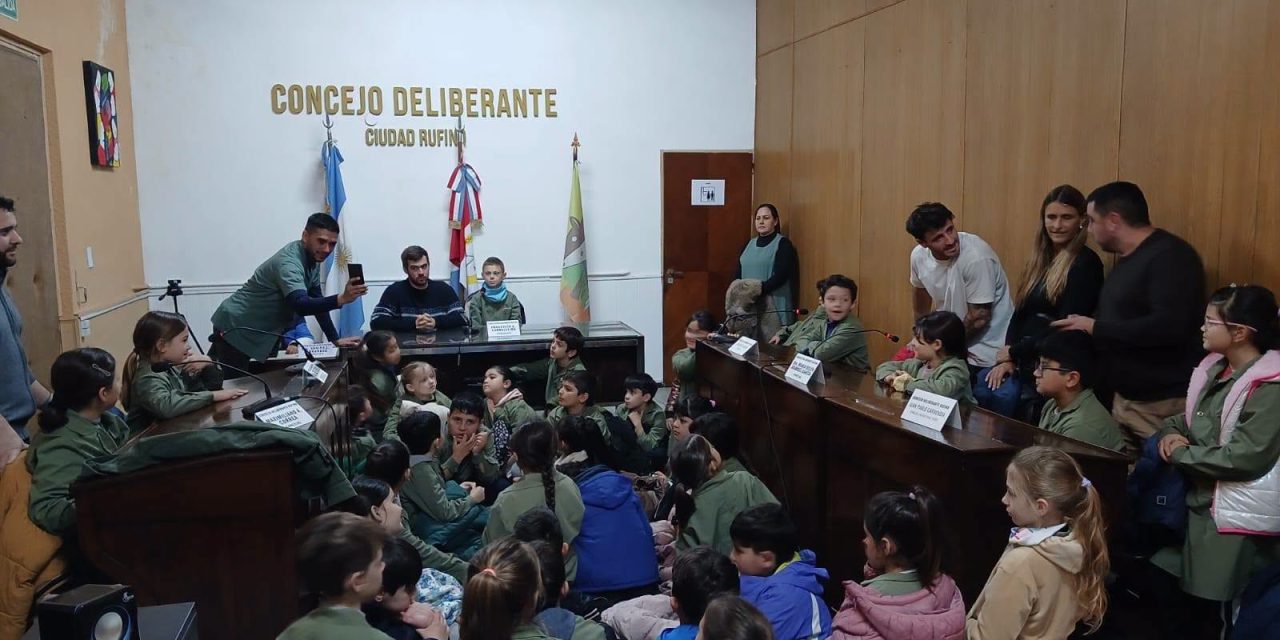 El Concejo Deliberante de Rufino abre sus puertas a alumnos de la Escuela N° 6031